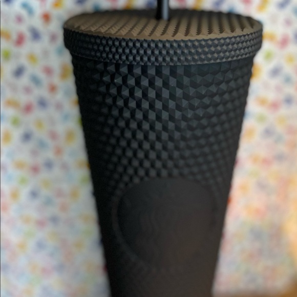 New Starbucks black matte color - Picture 4 of 5
